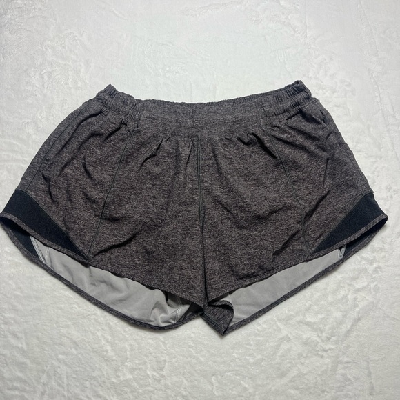 Lululemon hotty hot  Shorts - Picture 1 of 8